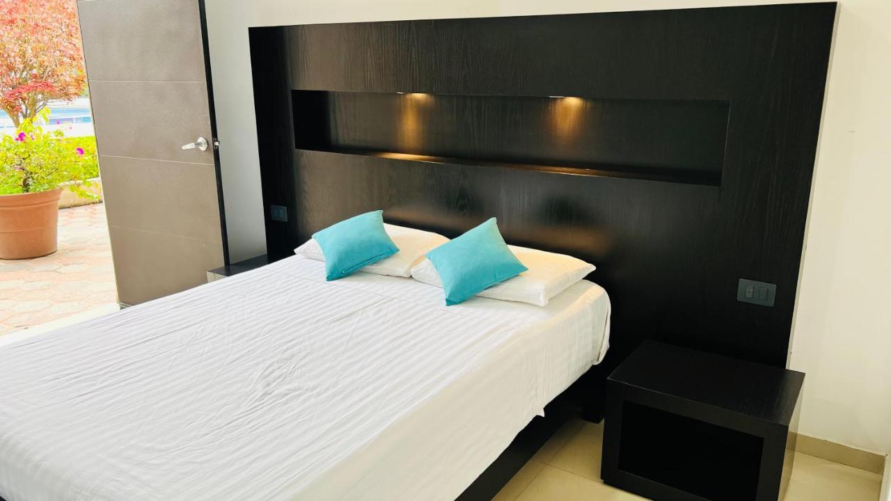 Hotel Villa Pralaya Jiutepec Kültér fotó