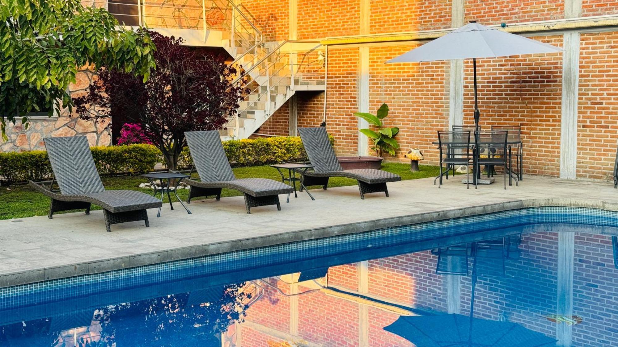Hotel Villa Pralaya Jiutepec Kültér fotó